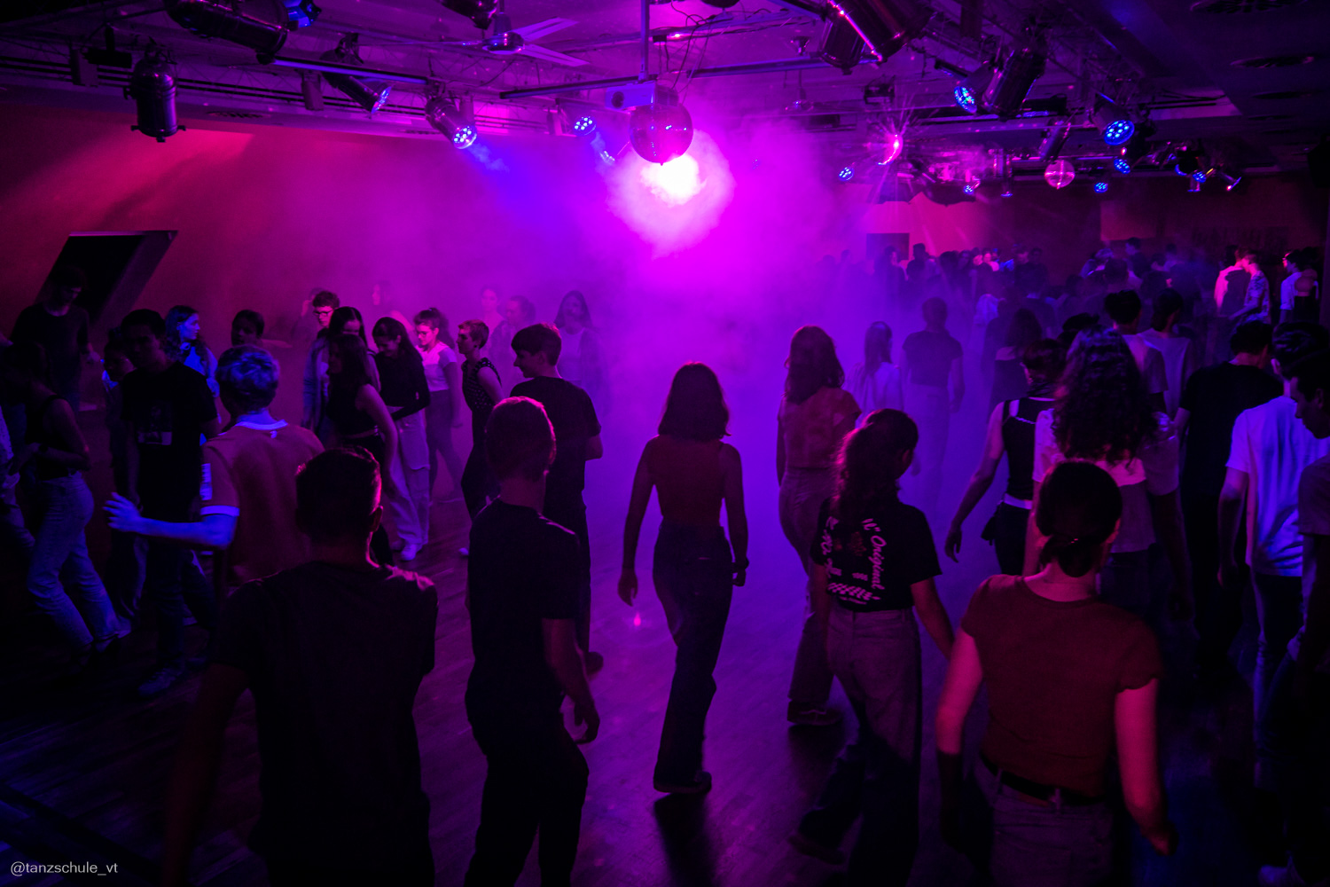 20230325 Ballcheck Tanzparty 4980